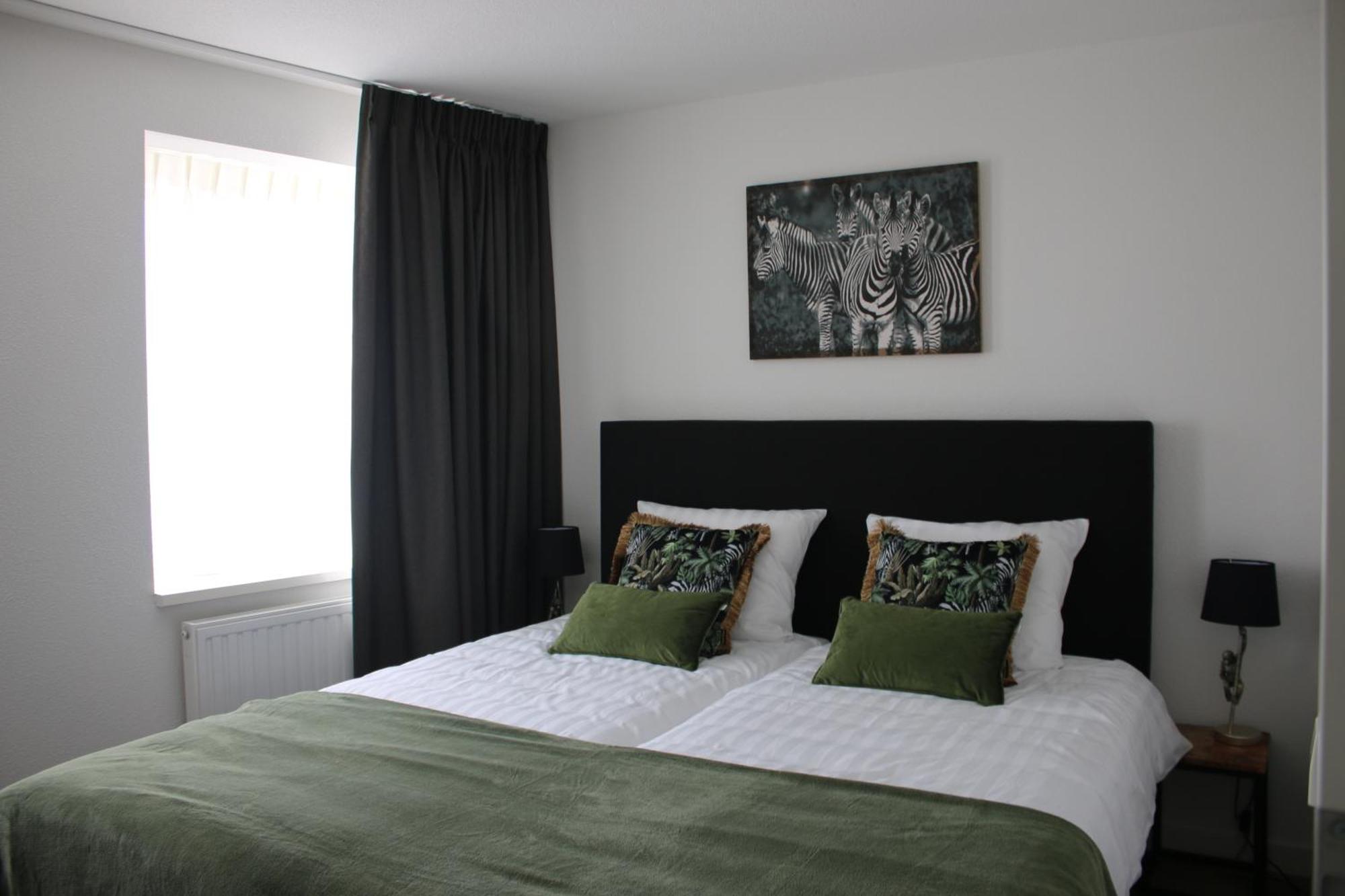 Studio Sis - Apartments Steenbergen (North Brabant) Bagian luar foto